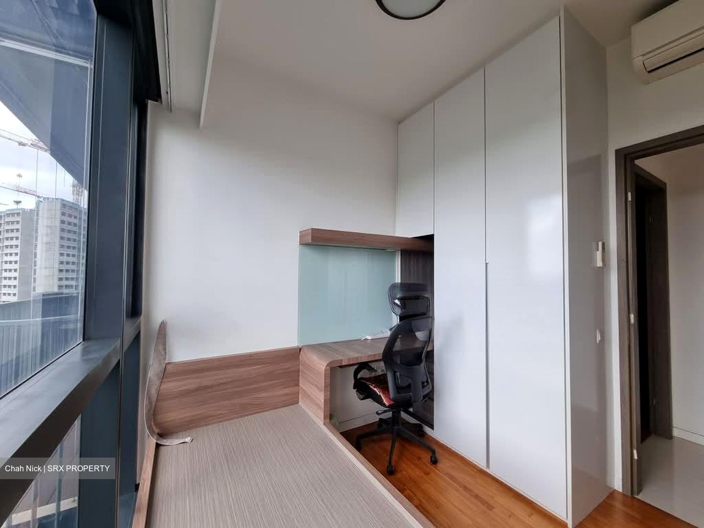 Sky Vue (D20), Condominium #561251241